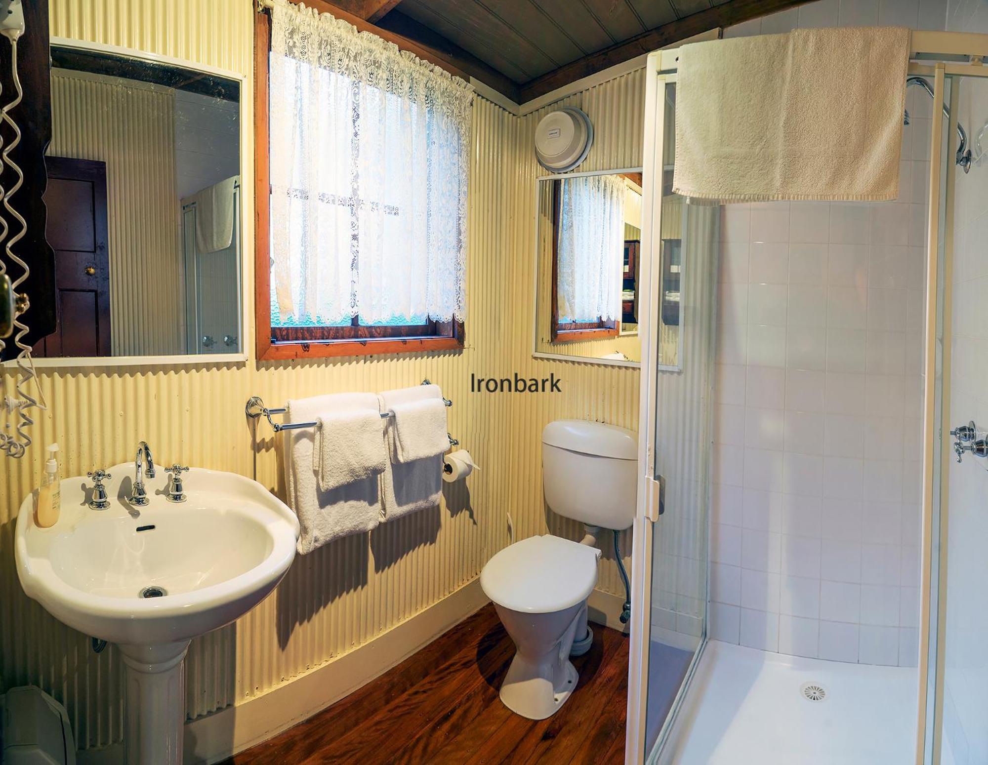 Observatory Cottages Mount Dandenong Habitación foto